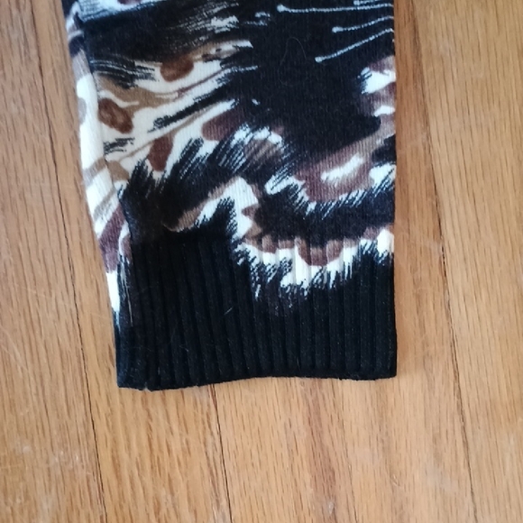 Pierri New York Cream and Brown Patterned Top - Picture 4 of 5